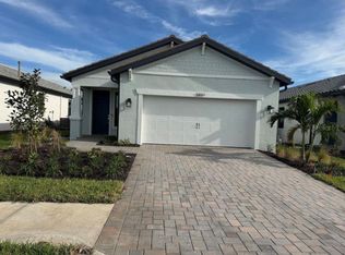 5894 Talon Preserve Dr, Nokomis, FL 34275