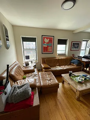 Rented by Weinstein Realty Group | media 10