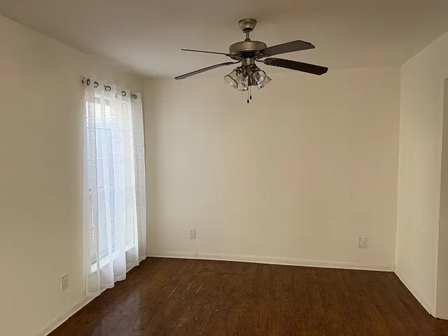 9702 Amberton Pkwy — Photo 10