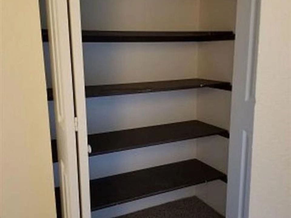 SUNSET VILLA 360 S Locust St Canby OR Zillow