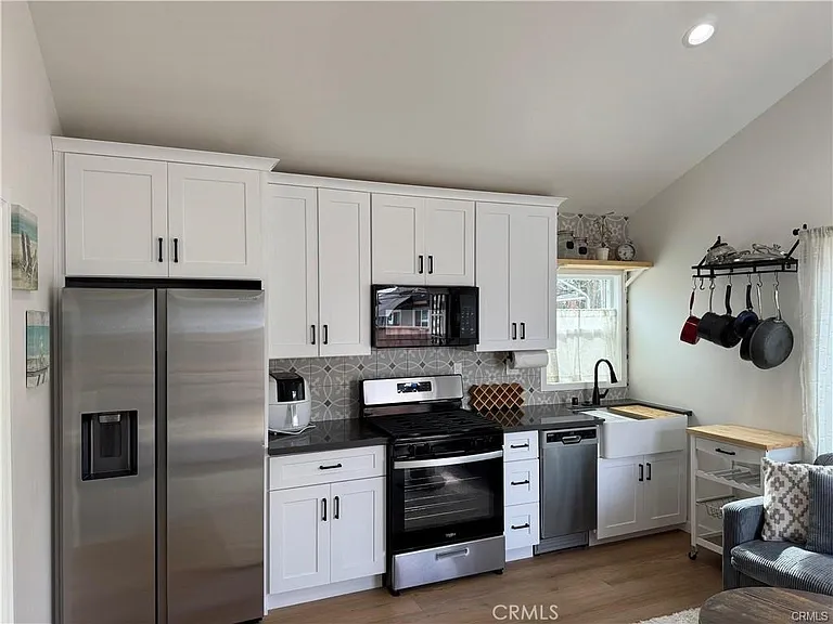 2404 W Mills Dr — Photo 5