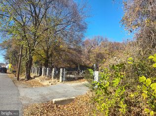 6532 Bock Rd, Oxon Hill, MD 20745