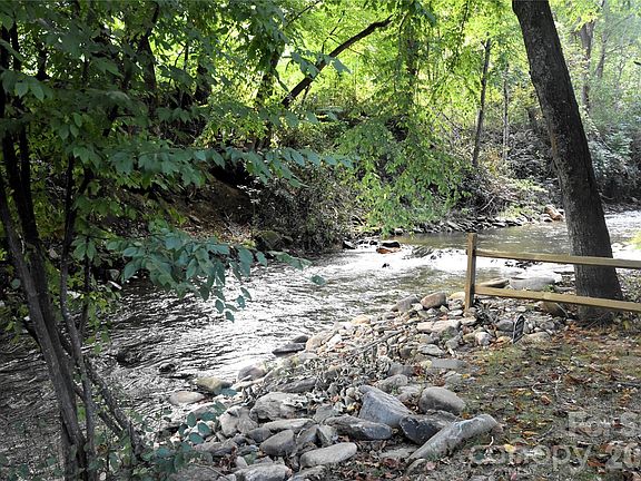 2nd image of 98 Indian Trace Rd