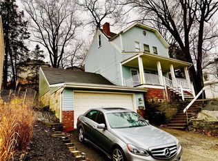 2075 Plainview Ave, Pittsburgh, PA