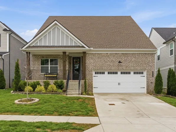 443 Meandering Way, White House, TN 37188