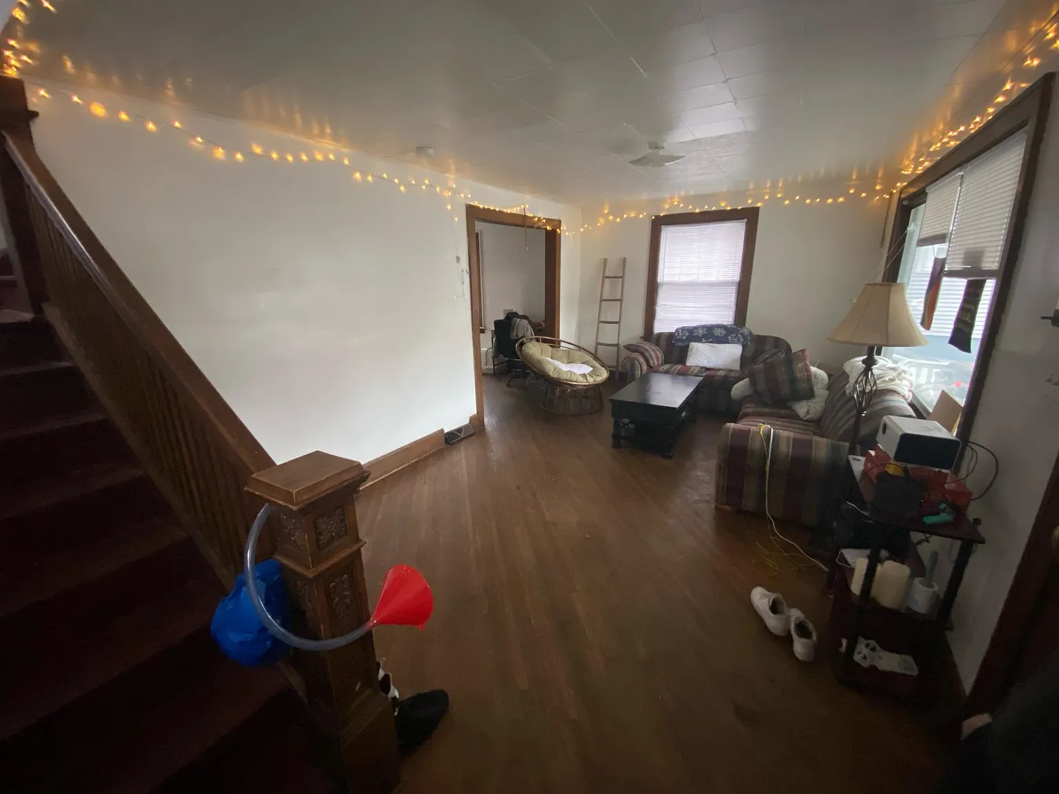 3 bed, 1800 sqft, $2,250 — Photo 2