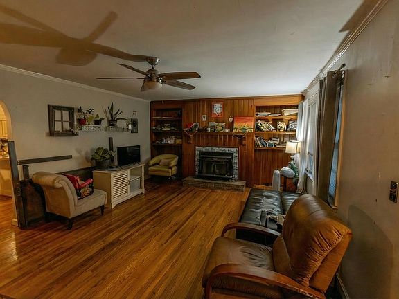 2nd image of 117 Newington Rd