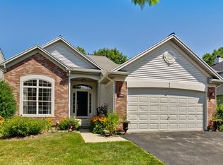 29665 N Environ Cir, Lake Bluff, IL 60044