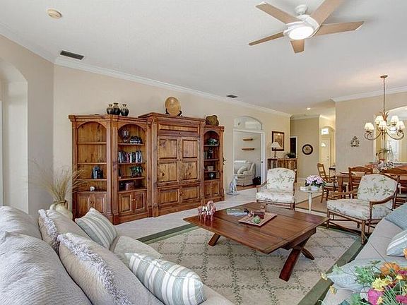 2nd image of 4770 Pebble Brook Dr
