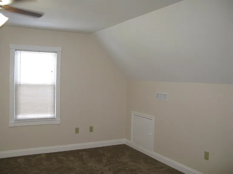6419 Chenault Way — Photo 32