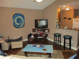 701 N Dicks St APT 2, Muncie, IN 47303