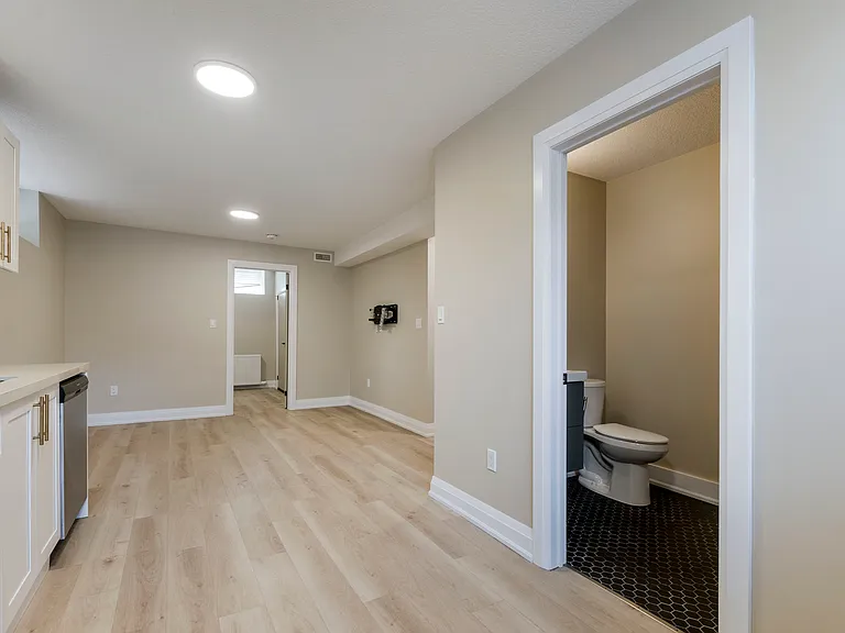 101 Margaret Ave — Photo 17