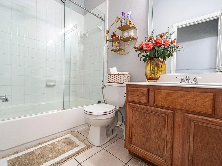 10306 Gerlach St — Photo 3