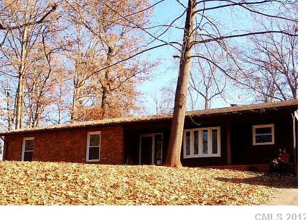 1st image of 129 Dallas Ln