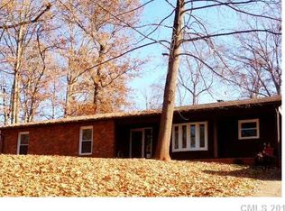 129 Dallas Ln, Statesville, NC 28677