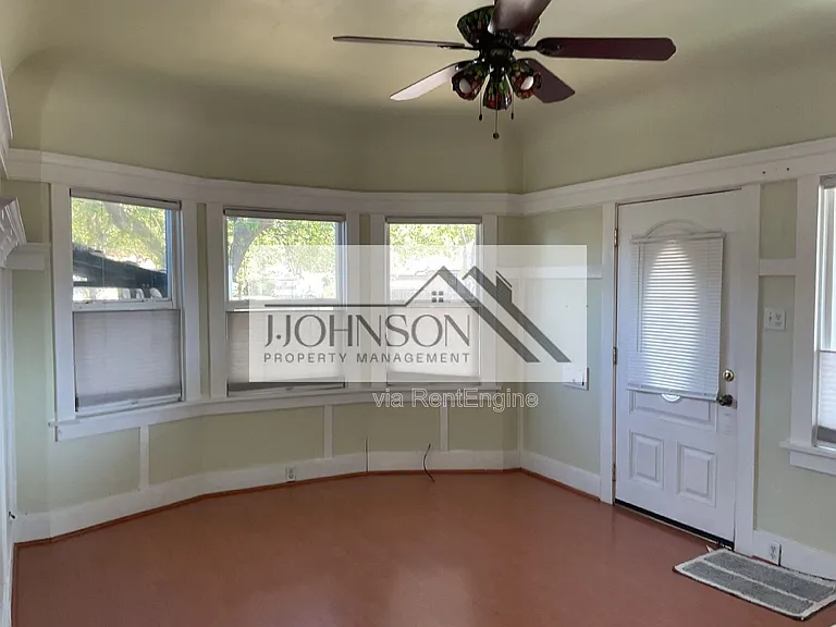 1143 Wall St — Photo 3