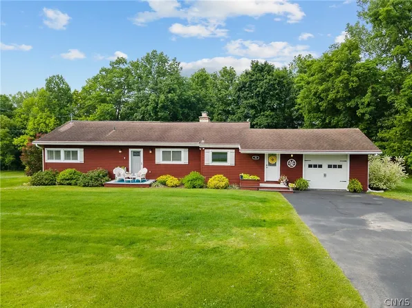 113 Jay St, Chittenango, NY 13037