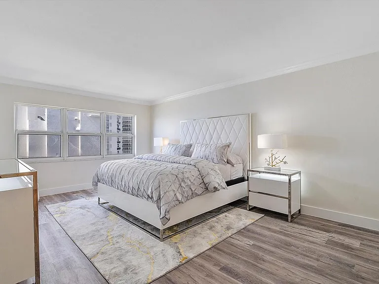 3400 Galt Ocean Dr #1906S — Photo 10