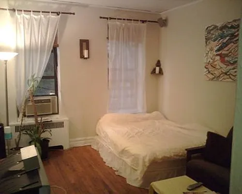 Rented by City Connections Realty | media 7