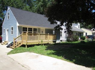 1230 Maplecrest Dr, Marion, IA 52302