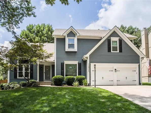 12906 Connell St, Overland Park, KS 66213