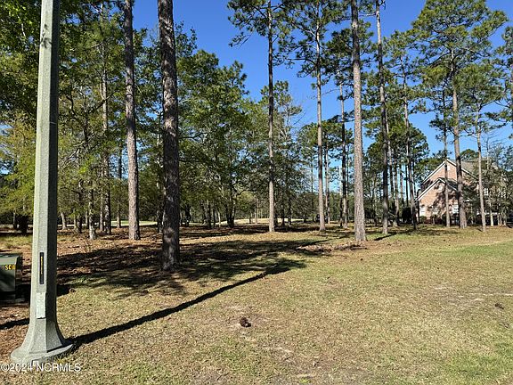 3rd image of 487 Emerald Valley Drive