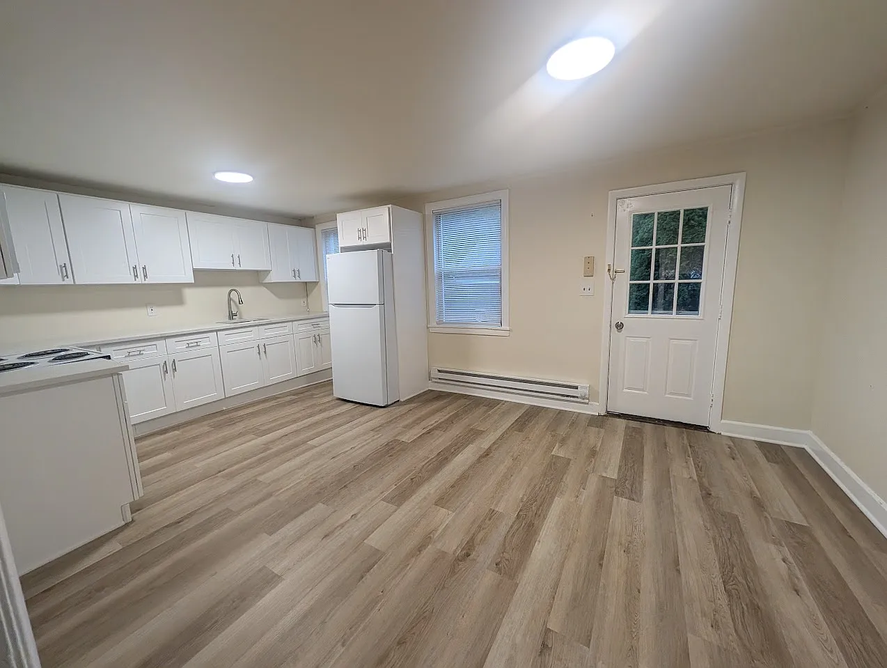 1 bed, 1000 sqft, $1,750 — Photo 3