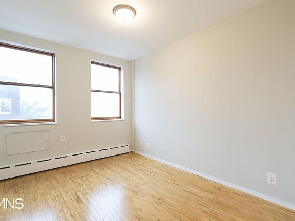 3rd image of 661 Meeker Ave APT 2R