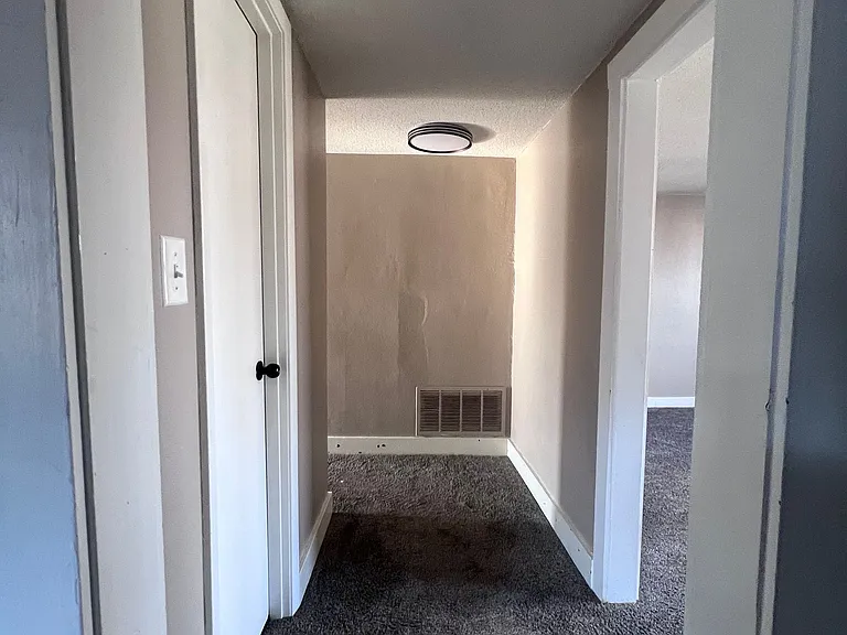 1005 Washington St #B — Photo 5