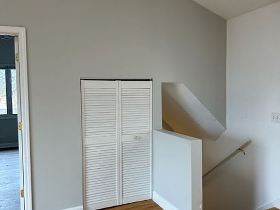 5th image of 2947 N Ashland Ave #3