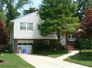 104 Iona Ave, Linwood, NJ 08221