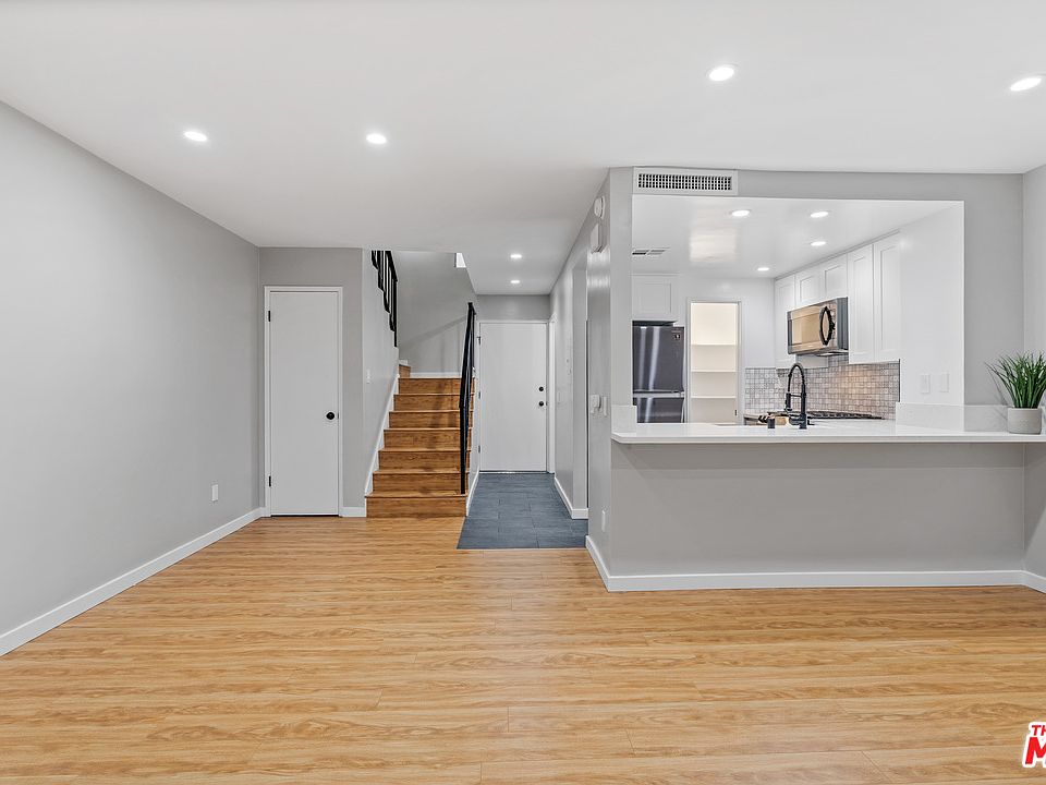 1st image of 13701 Hubbard St Unit 16