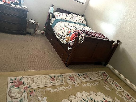 3rd image of 2309 Oak Glen Ct