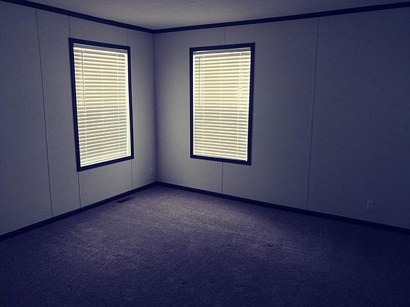 2nd image of 183 Pheasant Ct