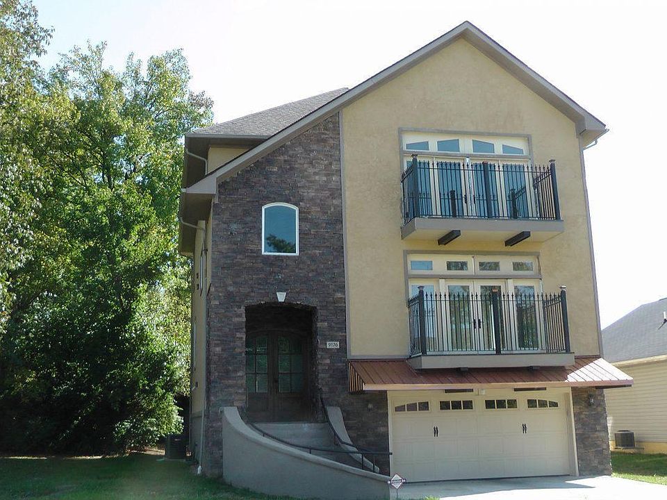 1st image of 9176 Norfolk Dr