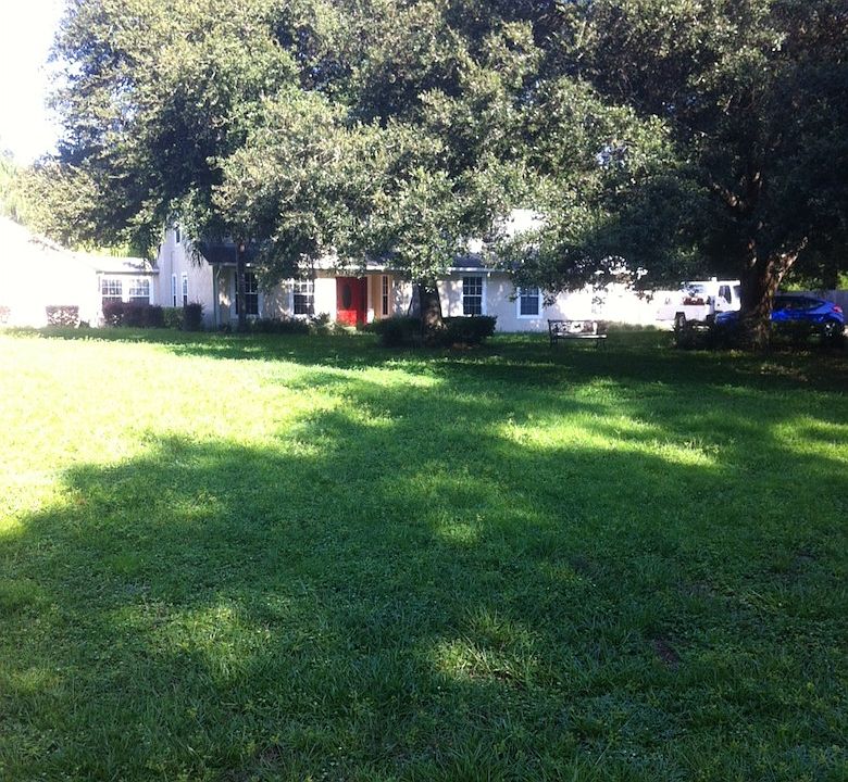 1st image of 660 Forest Ln