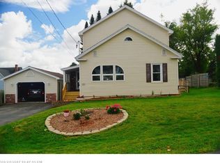 25 Reservoir St, Caribou, ME 04736