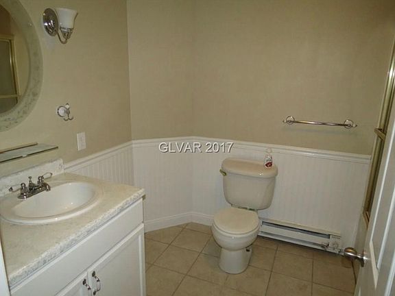 4th image of 466 Ogden Ave