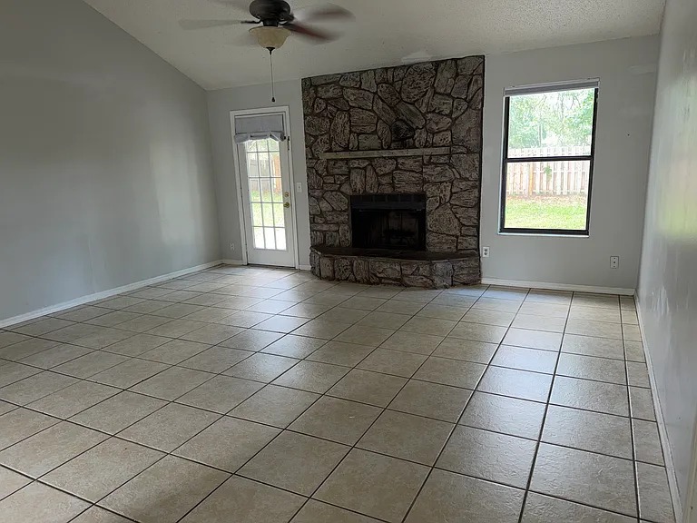 8418 Bottlebrush Ct — Photo 13