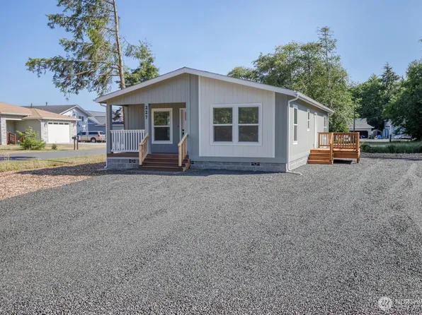 227 Sunrise Avenue SE, Ocean Shores, WA 98569
