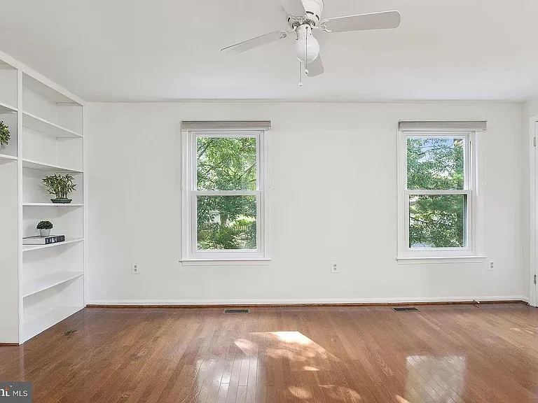 10606 Tuppence Ct — Photo 16