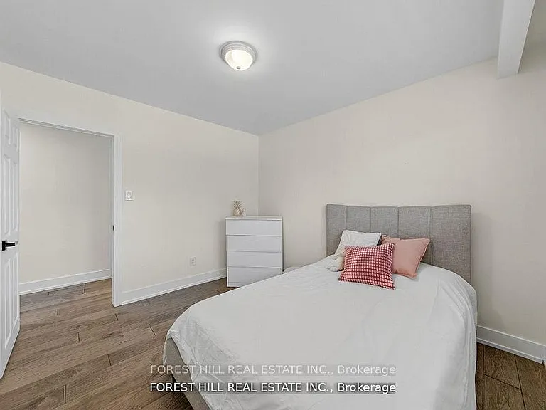 37 Cherry Post Cres — Photo 22