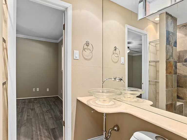 6948 Valhalla Rd — Photo 32