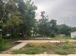 652 E Thompson Pl, San Antonio, TX 78225