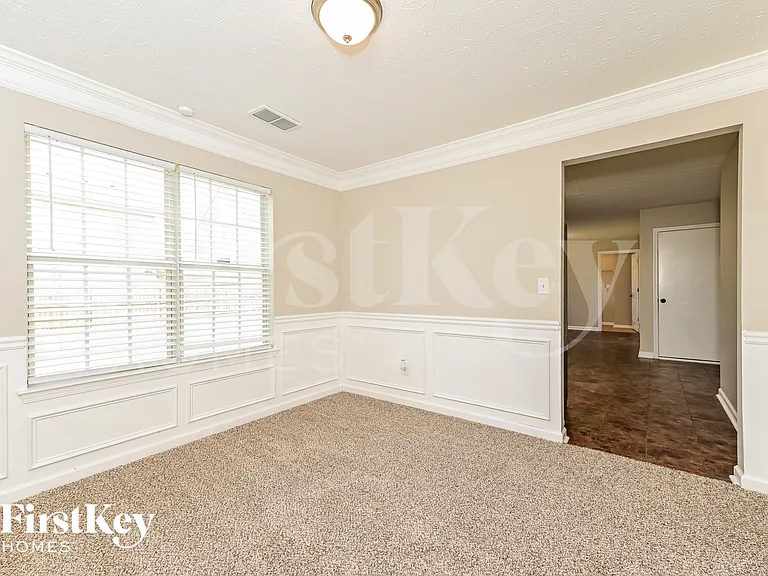 195 Dairyland Dr — Photo 9