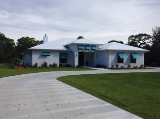 32 Caribbean Rd, Naples, FL 34108