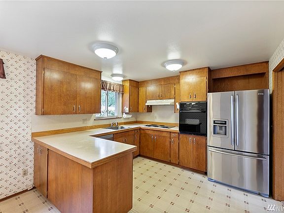 2nd image of 16415 4th Ave NE