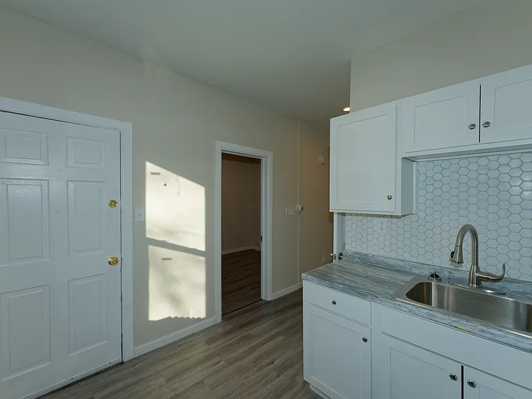 12 Stanwix St #B — Photo 17