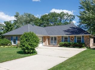 1004 Longmeadow Ln, Western Springs, IL 60558