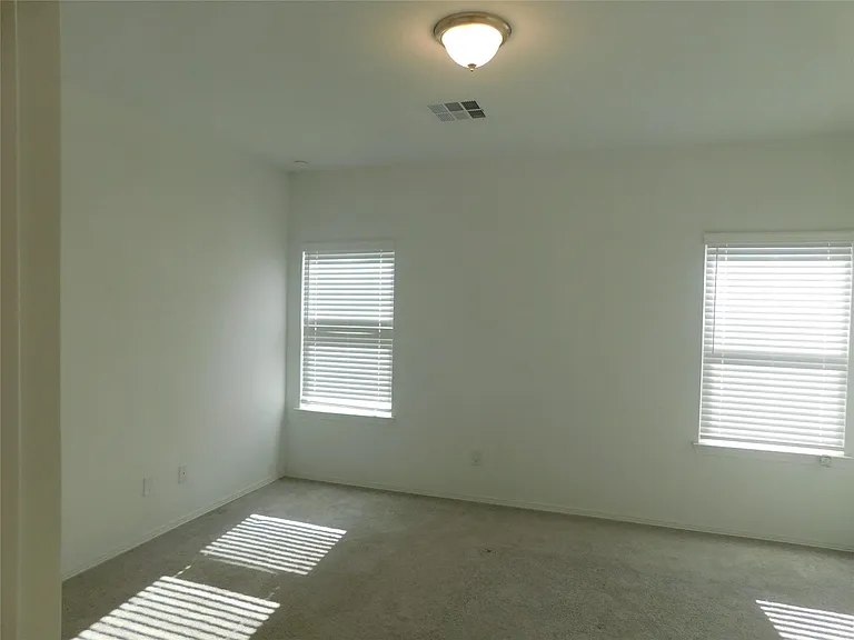 16658 Moss Ln — Photo 18
